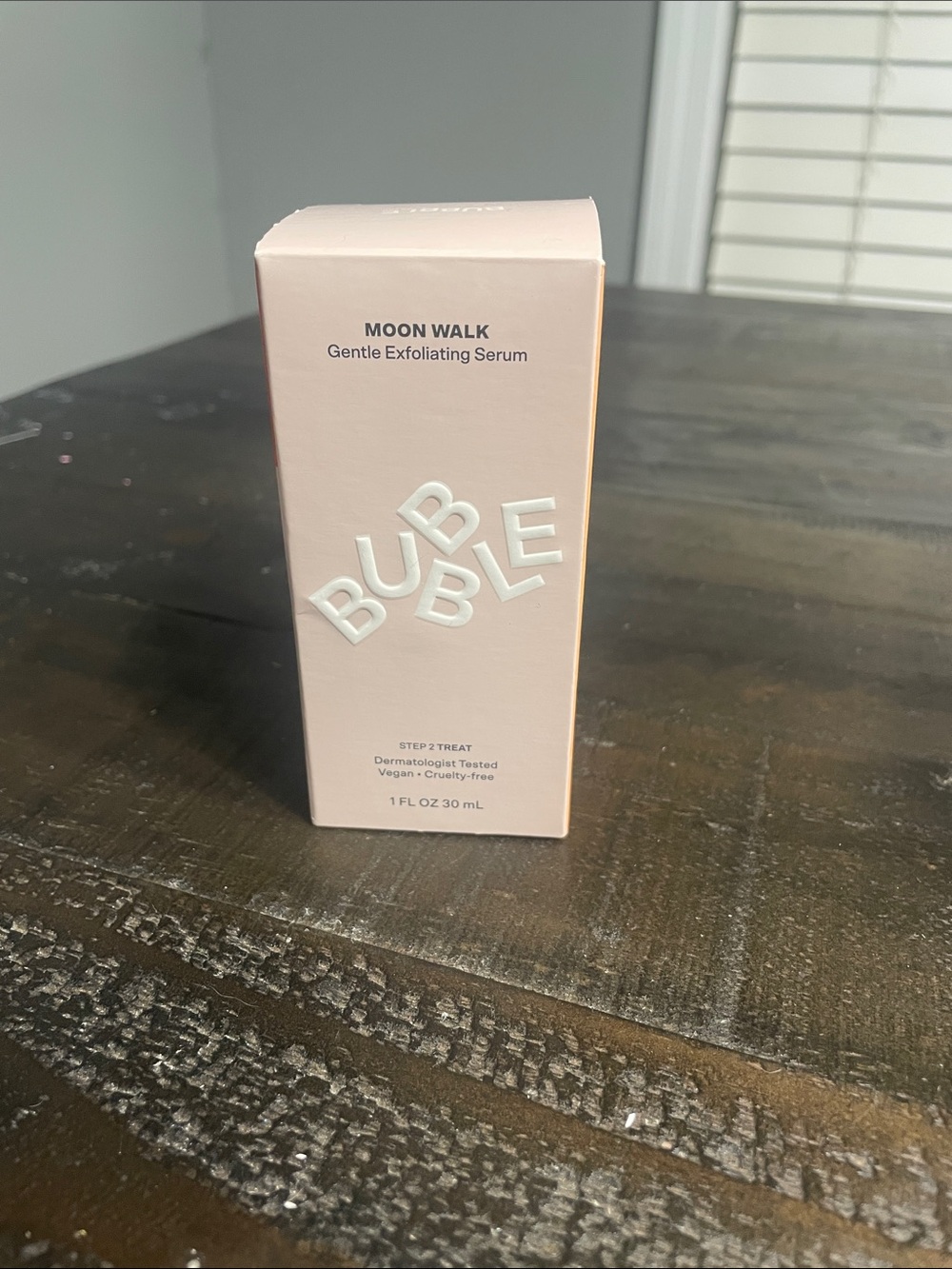 Bubble Moon Walk Gentle Exfoliating Serum - Pale Pink Box